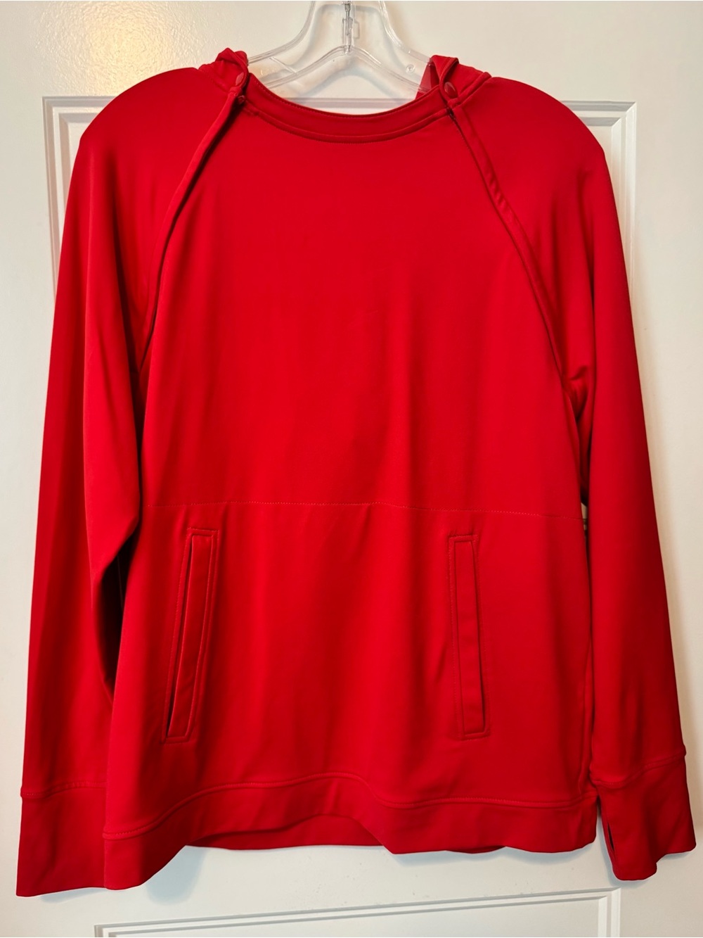 Care+Wear x Oscar de la Renta Red Port Access Hoodie Size M